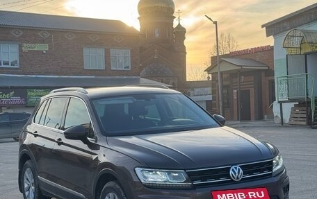 Volkswagen Tiguan II, 2017 год, 2 400 000 рублей, 7 фотография
