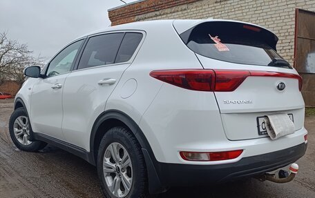 KIA Sportage IV рестайлинг, 2018 год, 1 600 000 рублей, 6 фотография