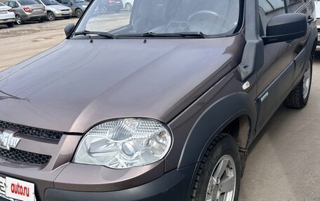 Chevrolet Niva I рестайлинг, 2015 год, 530 000 рублей, 2 фотография