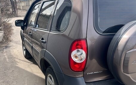 Chevrolet Niva I рестайлинг, 2015 год, 530 000 рублей, 3 фотография