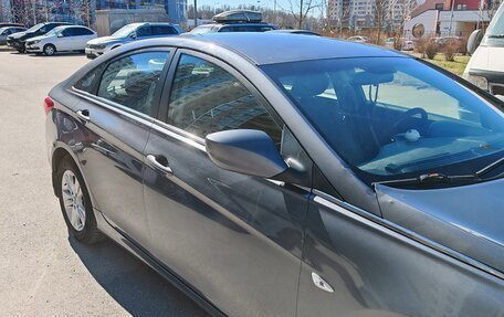 Hyundai Sonata VI, 2011 год, 600 000 рублей, 13 фотография