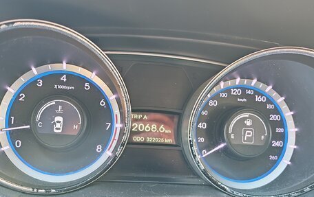 Hyundai Sonata VI, 2011 год, 600 000 рублей, 28 фотография