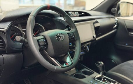 Toyota Hilux VIII, 2025 год, 7 590 000 рублей, 10 фотография