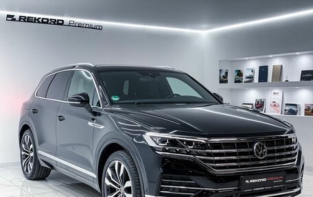 Volkswagen Touareg III, 2019 год, 5 500 000 рублей, 6 фотография