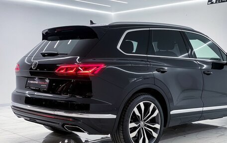 Volkswagen Touareg III, 2019 год, 5 500 000 рублей, 7 фотография