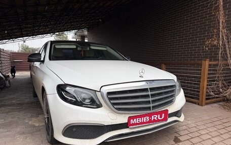 Mercedes-Benz E-Класс, 2017 год, 3 100 000 рублей, 1 фотография