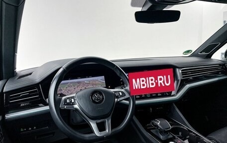 Volkswagen Touareg III, 2019 год, 5 500 000 рублей, 15 фотография