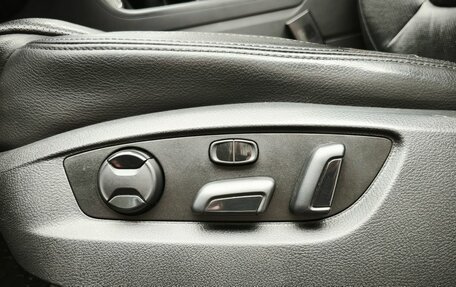 Volkswagen Touareg III, 2012 год, 1 899 000 рублей, 9 фотография