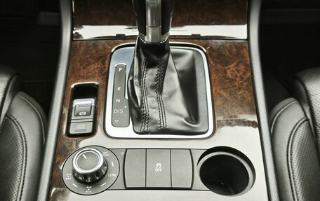 Volkswagen Touareg III, 2012 год, 1 899 000 рублей, 22 фотография