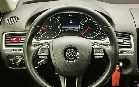 Volkswagen Touareg III, 2012 год, 1 899 000 рублей, 23 фотография