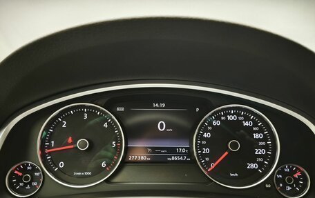 Volkswagen Touareg III, 2012 год, 1 899 000 рублей, 28 фотография