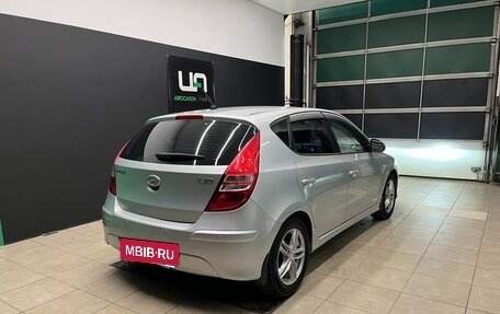 Hyundai i30 I, 2011 год, 700 000 рублей, 6 фотография