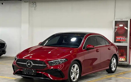 Mercedes-Benz A-Класс, 2023 год, 2 167 000 рублей, 3 фотография