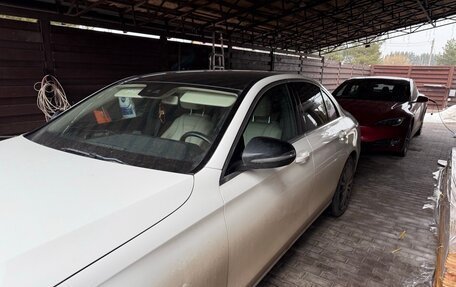 Mercedes-Benz E-Класс, 2017 год, 3 100 000 рублей, 3 фотография