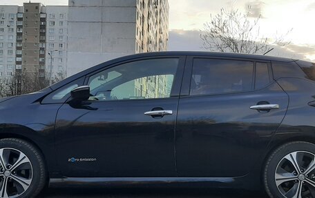 Nissan Leaf II, 2017 год, 1 670 000 рублей, 2 фотография