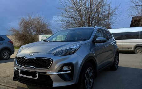 KIA Sportage IV рестайлинг, 2019 год, 2 200 000 рублей, 2 фотография