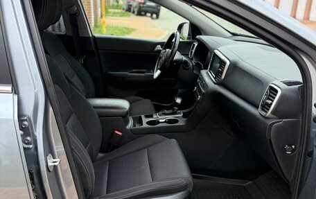 KIA Sportage IV рестайлинг, 2019 год, 2 200 000 рублей, 15 фотография