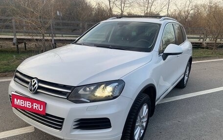 Volkswagen Touareg III, 2014 год, 2 550 000 рублей, 2 фотография