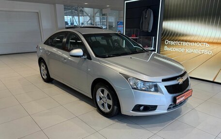 Chevrolet Cruze II, 2012 год, 699 000 рублей, 3 фотография