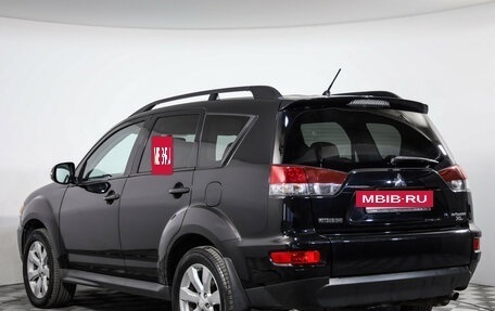 Mitsubishi Outlander III рестайлинг 3, 2011 год, 1 199 000 рублей, 7 фотография