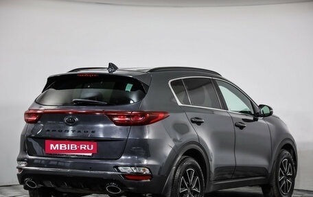 KIA Sportage IV рестайлинг, 2021 год, 1 799 000 рублей, 5 фотография