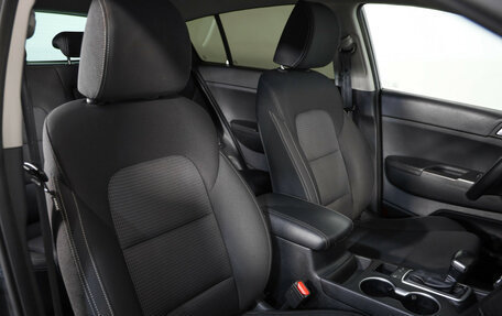 KIA Sportage IV рестайлинг, 2021 год, 1 799 000 рублей, 20 фотография