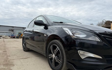 Hyundai Solaris II рестайлинг, 2015 год, 900 000 рублей, 4 фотография