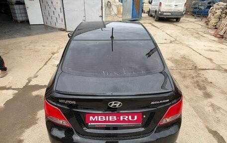 Hyundai Solaris II рестайлинг, 2015 год, 900 000 рублей, 7 фотография