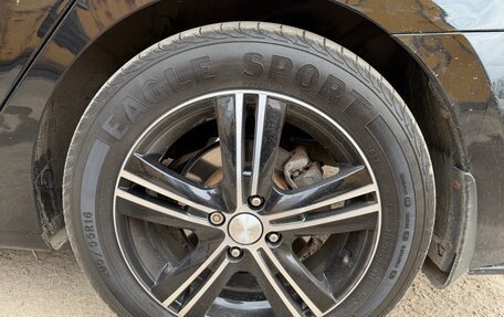 Hyundai Solaris II рестайлинг, 2015 год, 900 000 рублей, 27 фотография