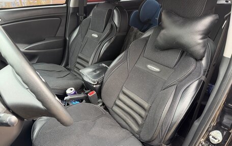 Hyundai Solaris II рестайлинг, 2015 год, 900 000 рублей, 20 фотография