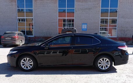 Toyota Camry, 2018 год, 2 600 000 рублей, 3 фотография