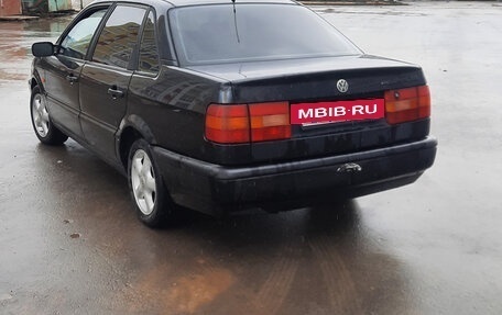 Volkswagen Passat B4, 1993 год, 200 000 рублей, 3 фотография