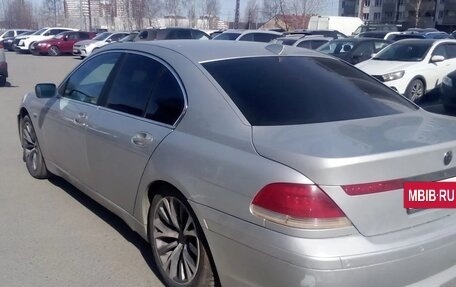 BMW 7 серия, 2003 год, 600 000 рублей, 3 фотография