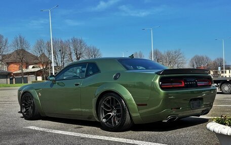 Dodge Challenger III рестайлинг 2, 2022 год, 11 000 000 рублей, 3 фотография