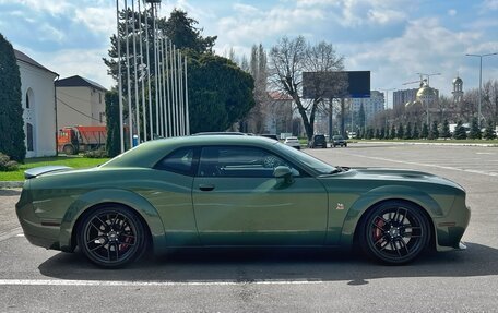 Dodge Challenger III рестайлинг 2, 2022 год, 11 000 000 рублей, 9 фотография