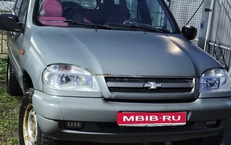 Chevrolet Niva I рестайлинг, 2006 год, 380 000 рублей, 1 фотография