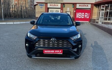 Toyota RAV4, 2020 год, 3 550 000 рублей, 1 фотография