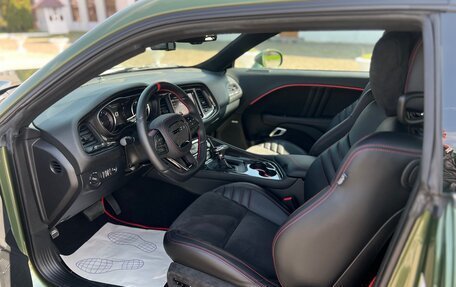 Dodge Challenger III рестайлинг 2, 2022 год, 11 000 000 рублей, 20 фотография