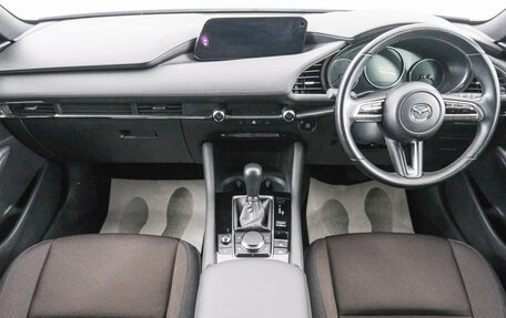 Mazda 3, 2021 год, 2 069 000 рублей, 11 фотография