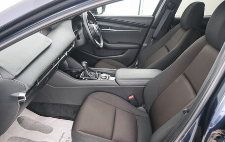 Mazda 3, 2021 год, 2 069 000 рублей, 14 фотография