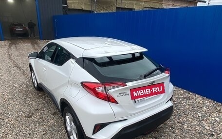 Toyota C-HR I рестайлинг, 2019 год, 2 500 000 рублей, 6 фотография