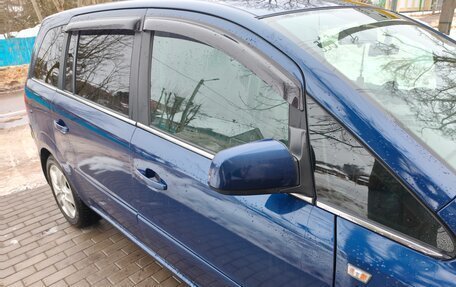 Opel Zafira B, 2011 год, 630 000 рублей, 5 фотография