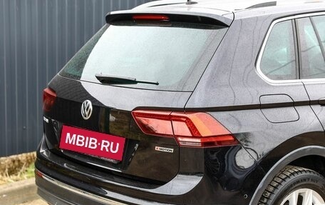 Volkswagen Tiguan II, 2018 год, 2 400 000 рублей, 5 фотография