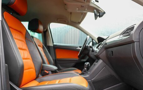 Volkswagen Tiguan II, 2018 год, 2 400 000 рублей, 11 фотография