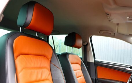 Volkswagen Tiguan II, 2018 год, 2 400 000 рублей, 12 фотография