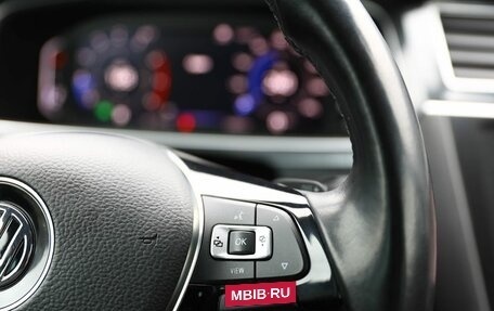 Volkswagen Tiguan II, 2018 год, 2 400 000 рублей, 16 фотография