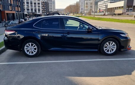 Toyota Camry, 2019 год, 2 830 000 рублей, 4 фотография