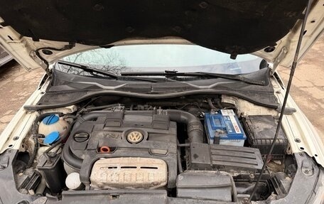 Volkswagen Scirocco III рестайлинг, 2011 год, 880 000 рублей, 11 фотография