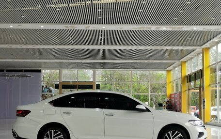 Volkswagen Lavida, 2023 год, 1 555 000 рублей, 4 фотография