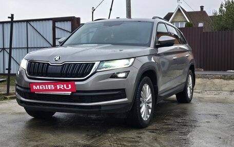 Skoda Kodiaq I, 2021 год, 2 800 000 рублей, 2 фотография